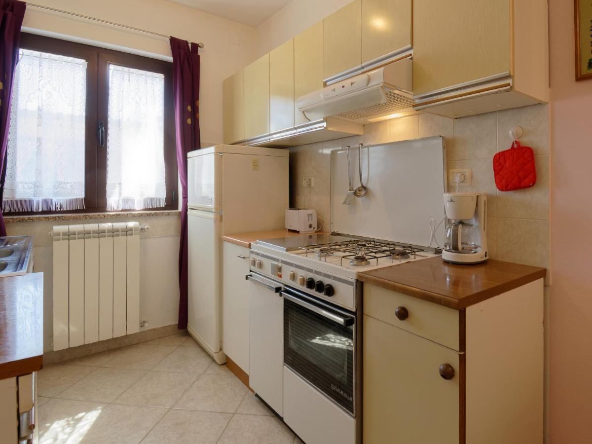 Apartment Laganis Plovanija Ngoại thất bức ảnh